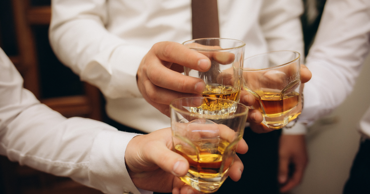  職場「新肝苦」：別讓「慣性忽視」掩蓋了 64% 的脂肪肝危機