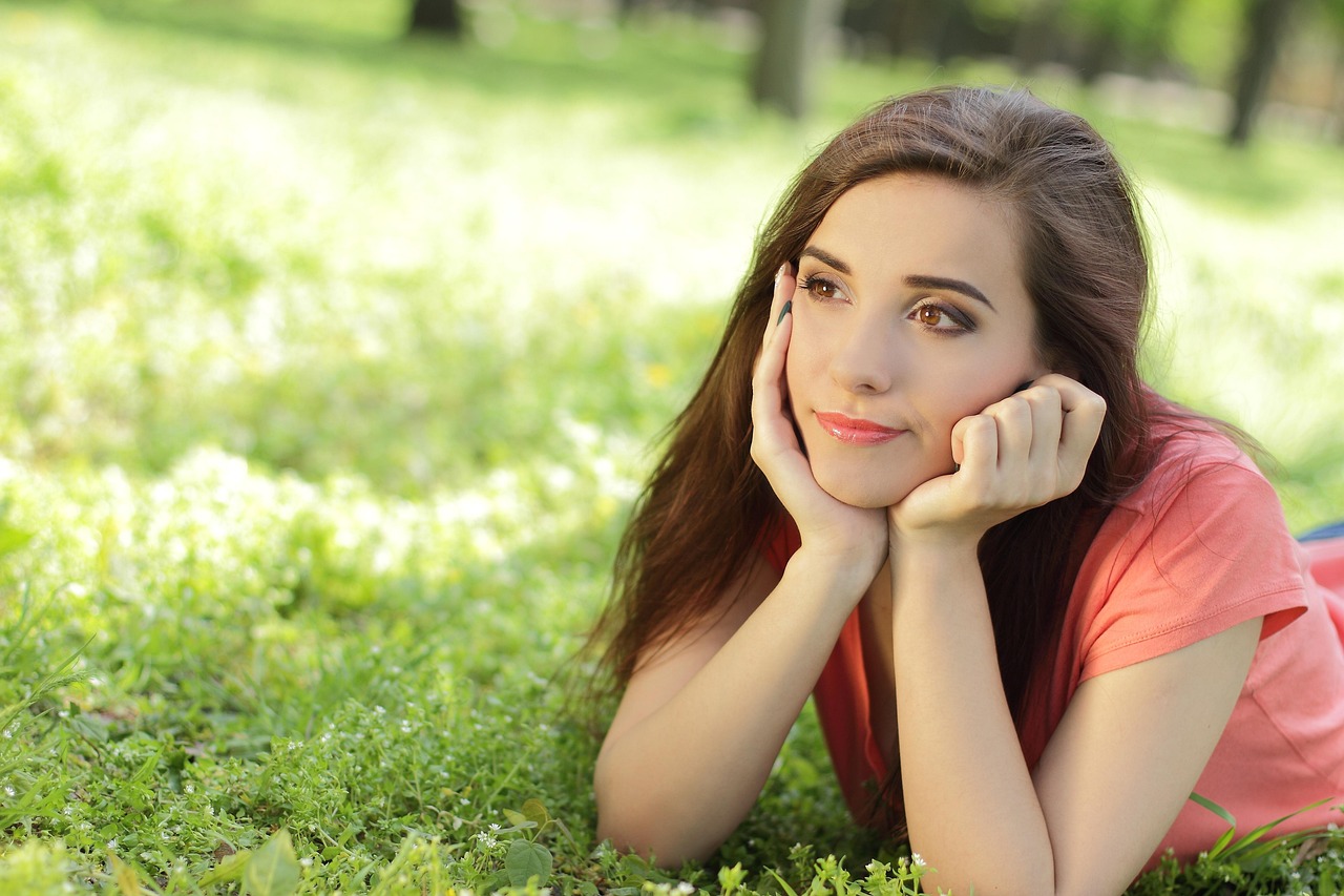 高壓工作者，則建議每日特別撥出15分鐘做正念練習或是淨空大腦思緒，「發呆」就是個不錯的選擇